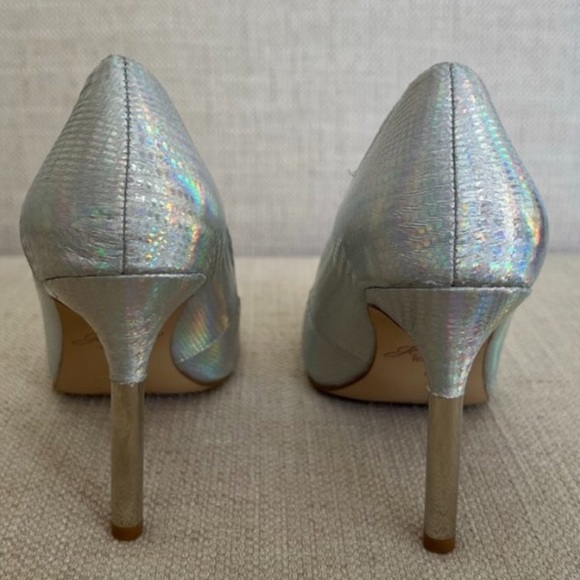 Badgley Mischka Jewel Riley Iridescent High Heels Pumps Size: 6 - Picture 9 of 14